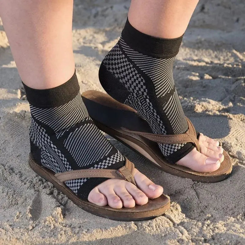 Calca sleeve worn with sandals